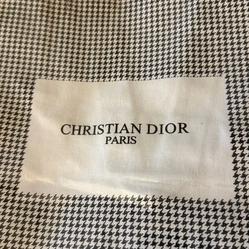 NWT Christian Dior Houndstooth 2023 Limited Edition Tote Bag. Japan Exclusive. - Picture 2 of 4